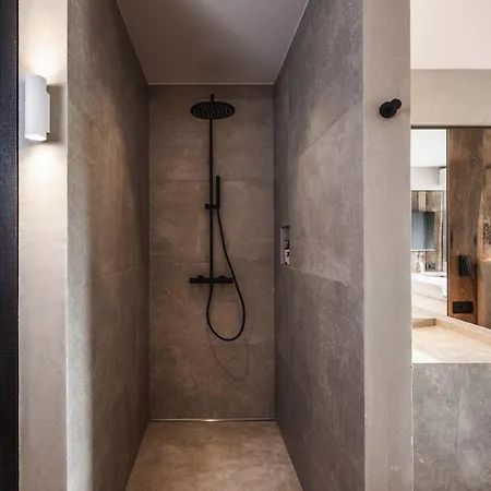 Hotel Löwenhof 4*