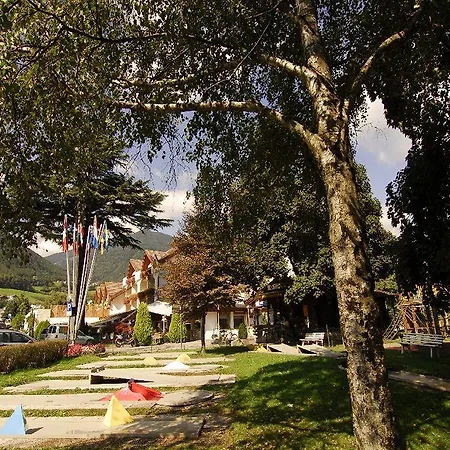 Hotell Loewenhof 4*